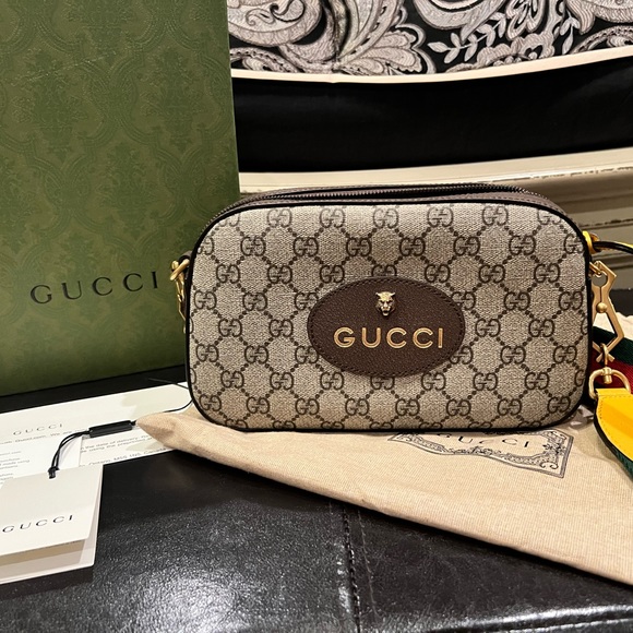 Gucci Handbags - Gucci handbag